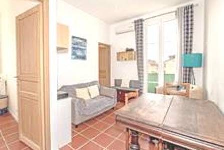 Ref 3AB - Nice port / Bonaparte